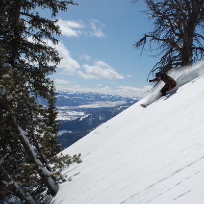 skiing